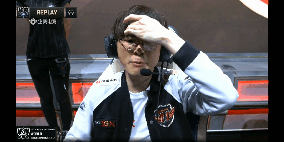 Mouz 在 BLAST Bounty Fall 2025 四分之一决赛中以 2：0 战胜 Astralis ，晋级半决赛。