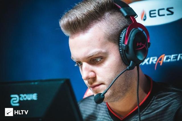 德州扑克新手最危险的阶段（德州扑克初学者的高风险期）