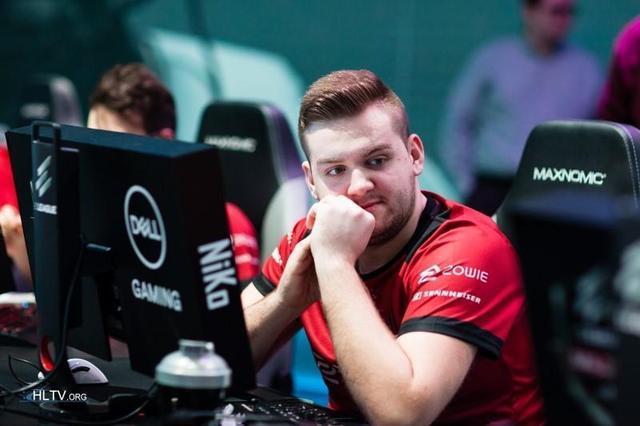 体育博弈“大小球”套利：利用进球后赔率调整的延迟时间，寻找零风险对冲空间。（大小球套利策略：利用进球后赔率滞后捕捉零风险对冲窗口）