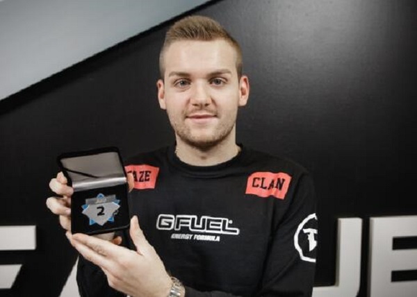 ThunderTalk Gaming 发布了阵容的第一阶段： HOYA ， Beichuan ， SeTab ， 1xn ， Feather